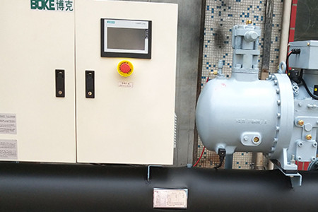 如何預防風冷螺桿式冷熱水機組受潮？